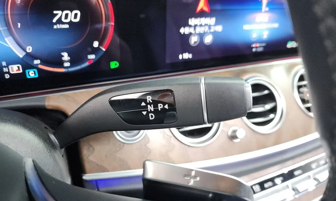 Mercedes-Benz E-Class 2021 из KR, фото 5