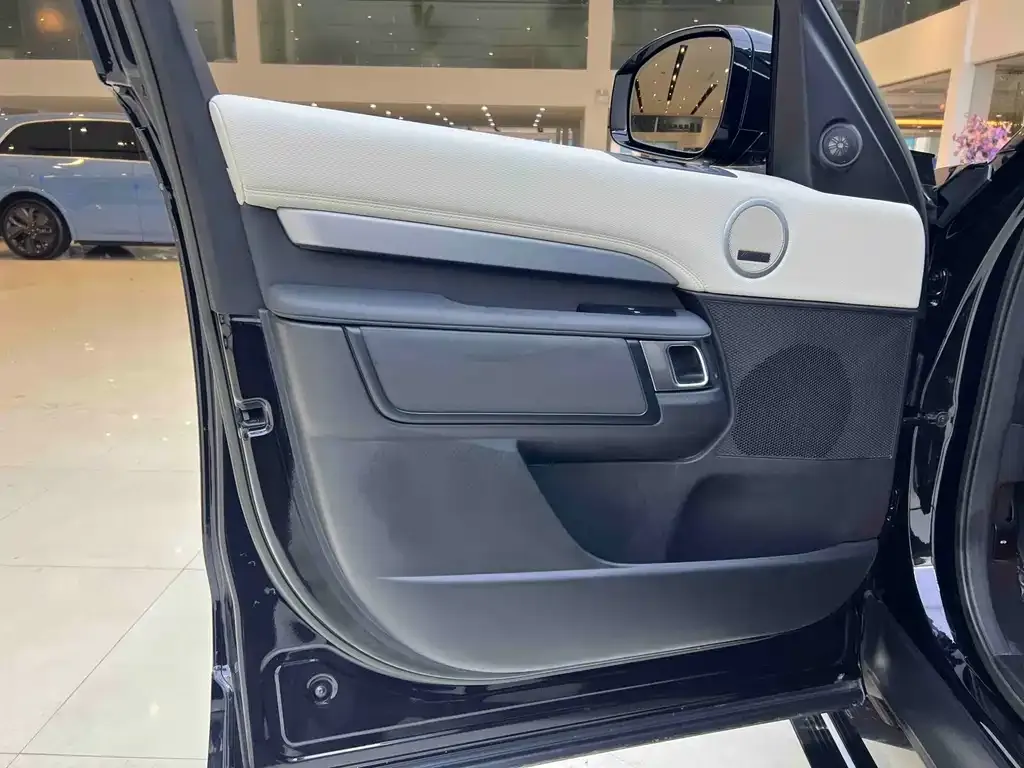 Land Rover Discovery — фото 10