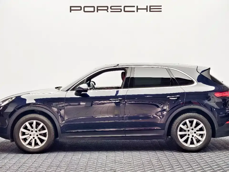Porsche Cayenne — фото 4