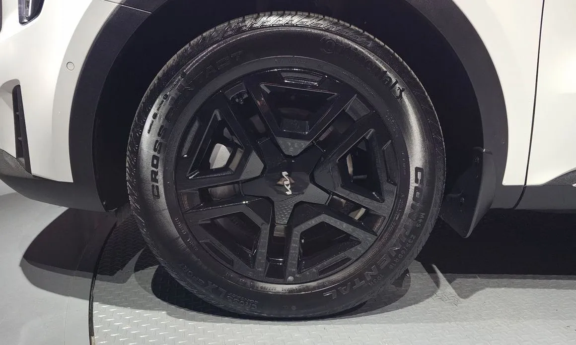 Kia Sorento — фото 4