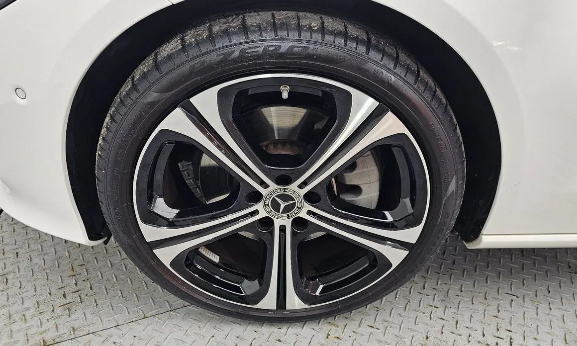 Mercedes-Benz C-Class 2023 из KR, фото 3