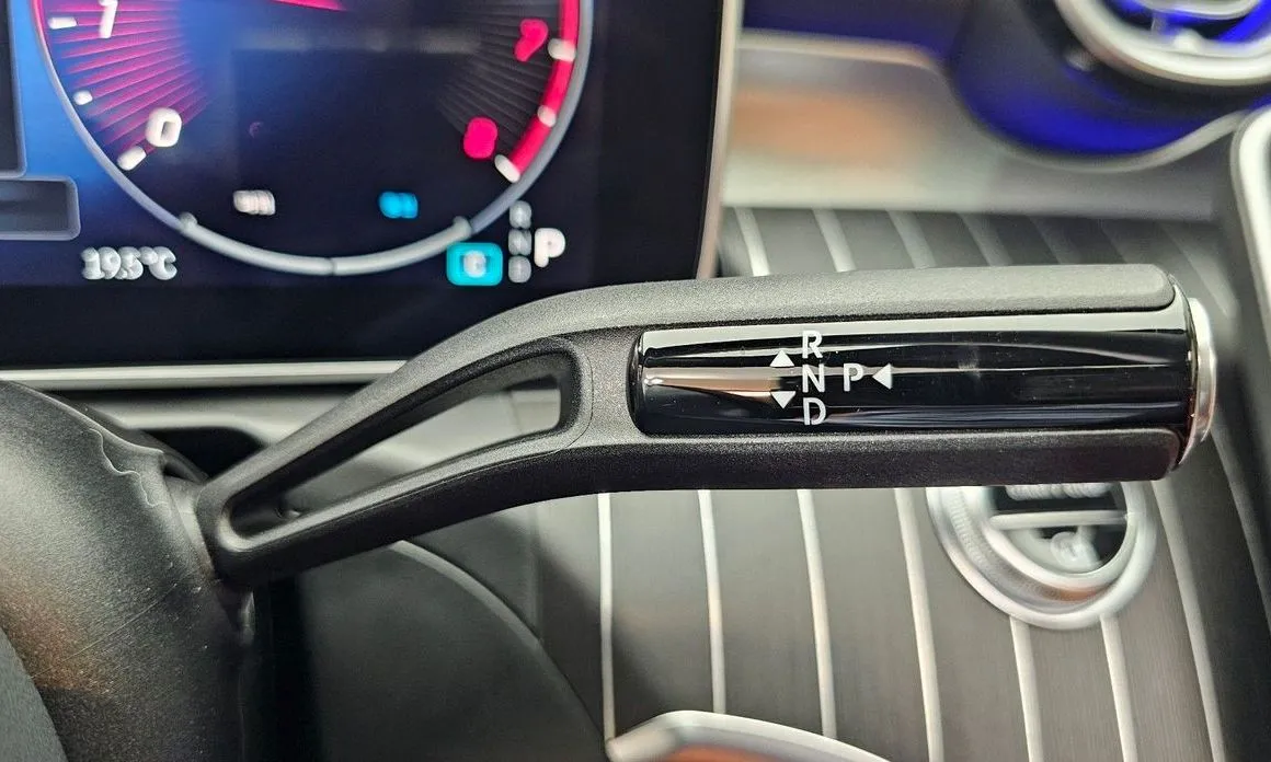 Mercedes-Benz C-Class 2023 из KR, фото 7
