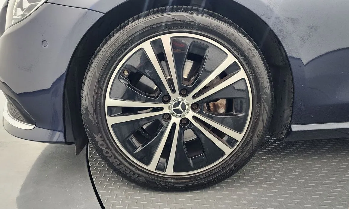 Mercedes-Benz E-Class 2021 из KR, фото 9