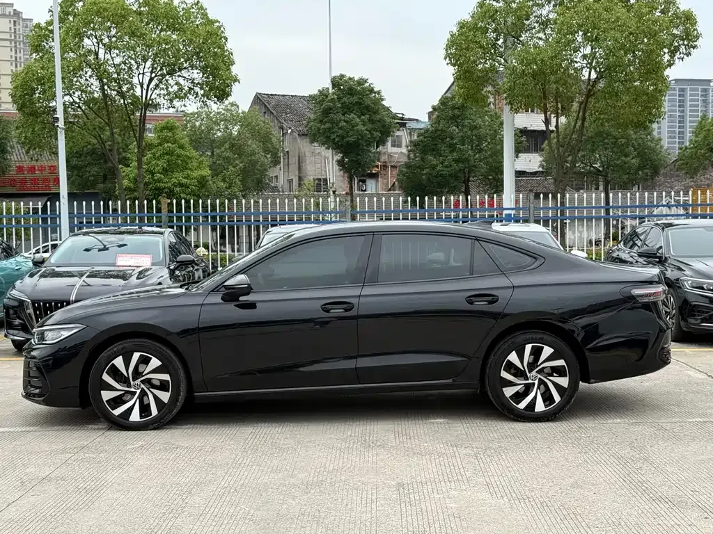 Volkswagen Passat — фото 2