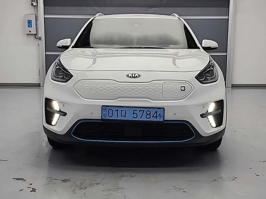 Kia Niro 2021 из KR, фото 2
