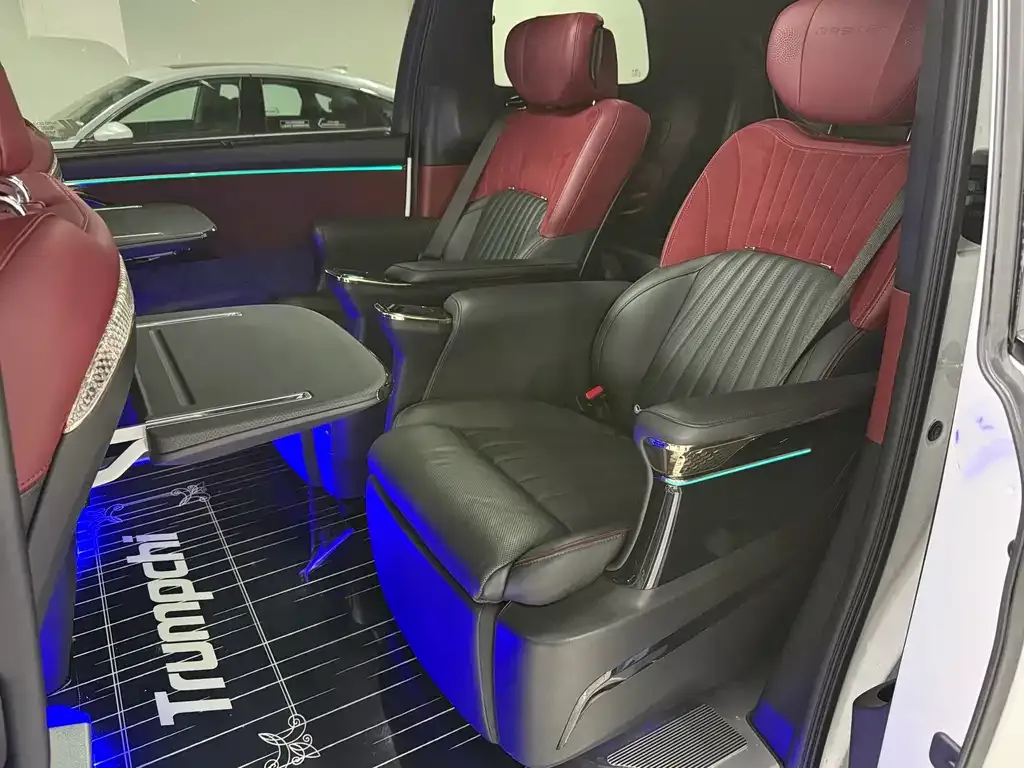 GAC Motor Trumpchi M8 — фото 9