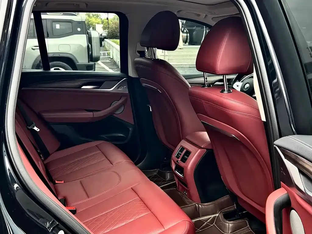 BMW X3 2022 из CN, фото 2