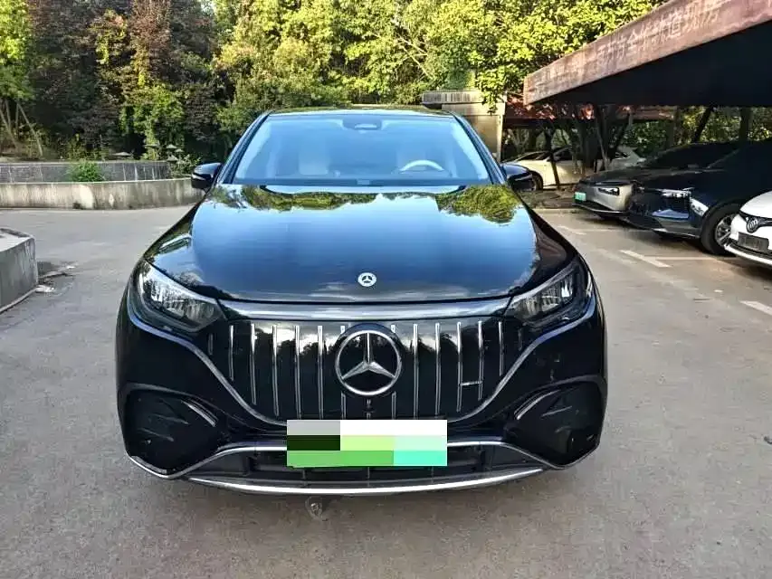 Mercedes-Benz EQE SUV — фото 8