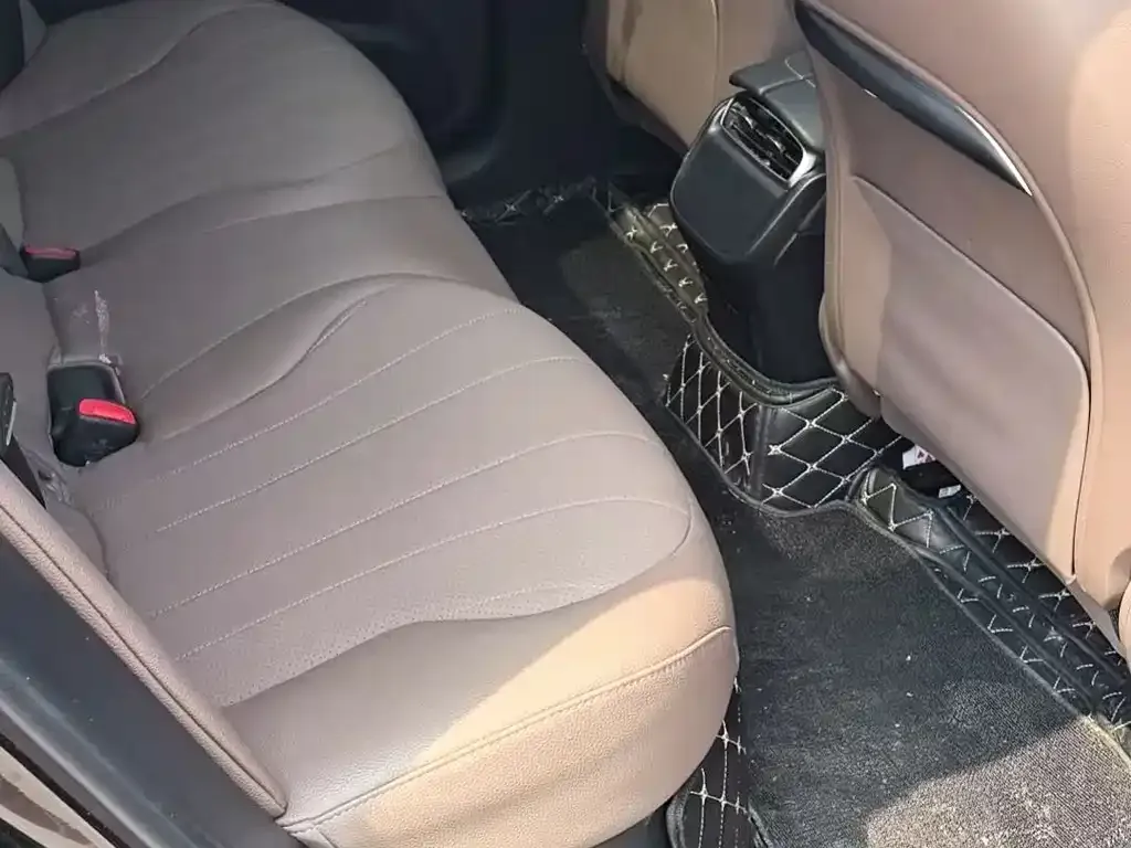Mercedes-Benz EQE SUV — фото 2