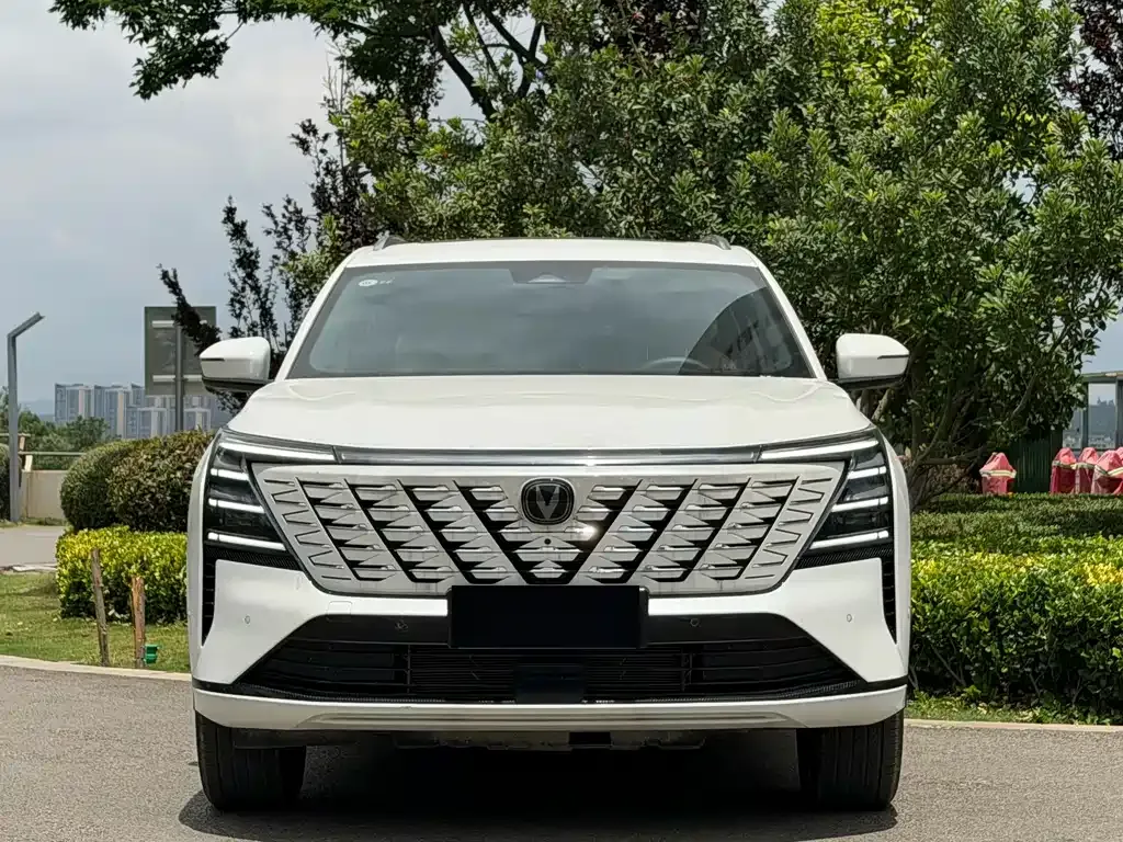 Changan CS75PLUS — фото 4