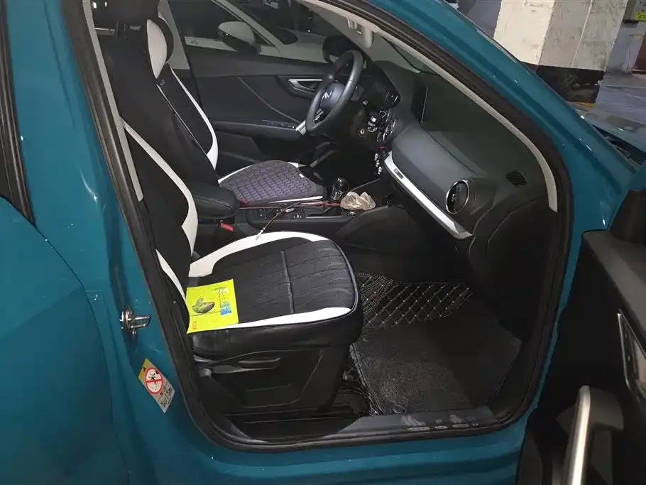 Audi Q2L 2021 из CN, фото 3