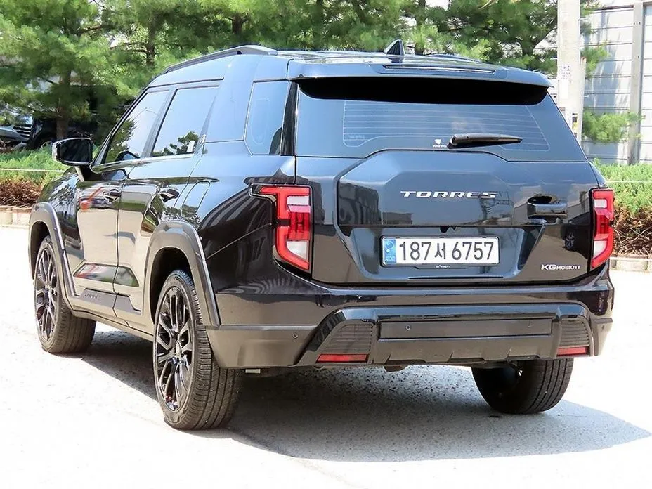 KG Mobility (Ssangyong) Torres — фото 10