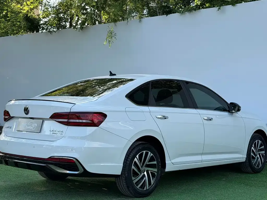 Volkswagen Lavida 2023 из CN, фото 10