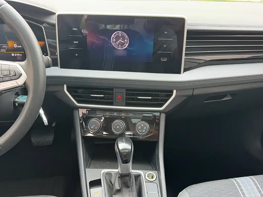 Volkswagen Sagitar 2023 из CN, фото 3