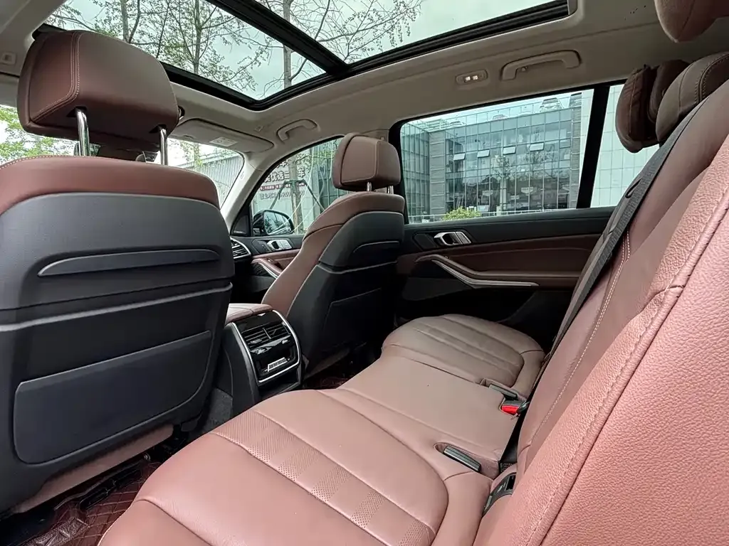 BMW X7 2021 из CN, фото 2