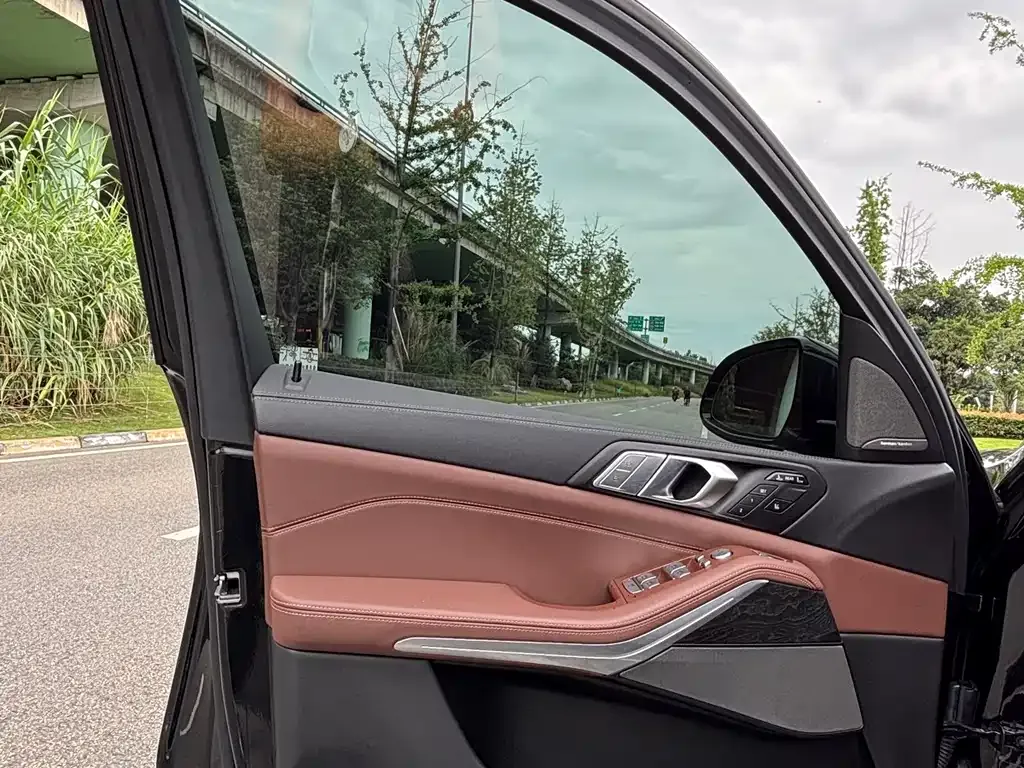 BMW X7 2021 из CN, фото 3