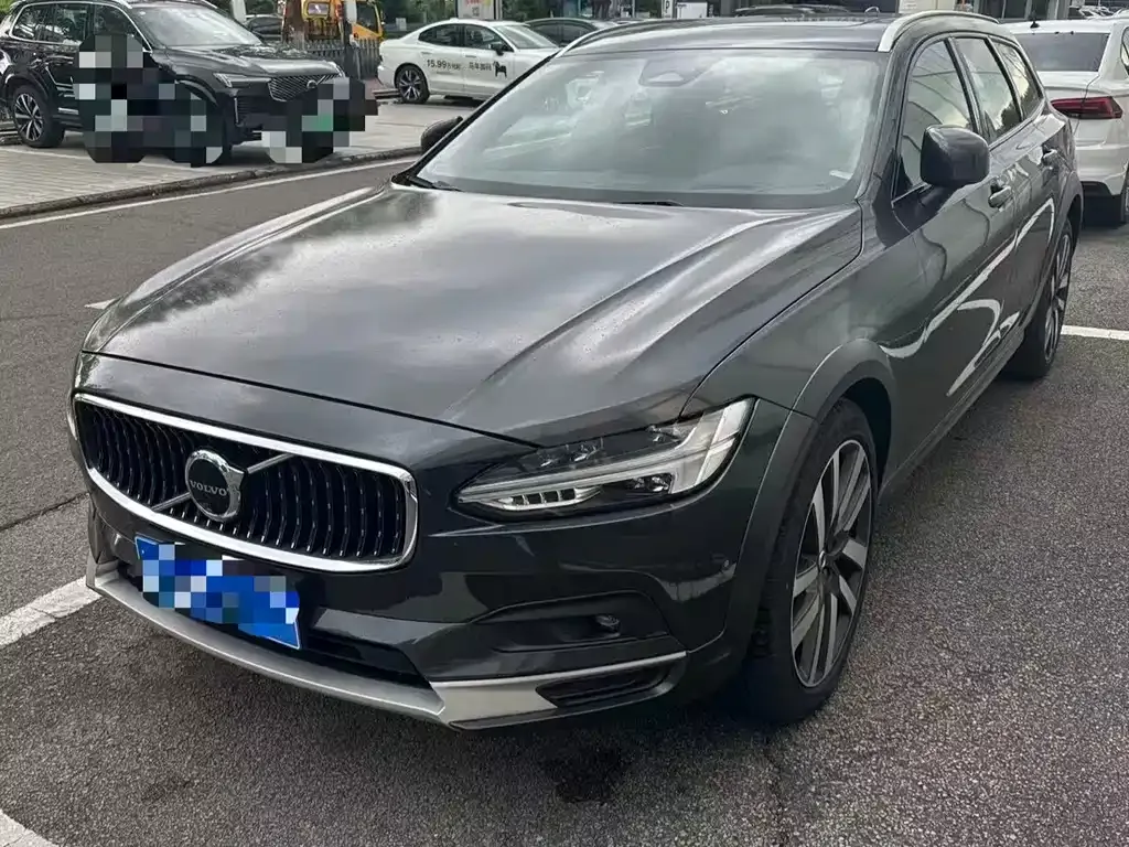 Volvo V90 — фото 1
