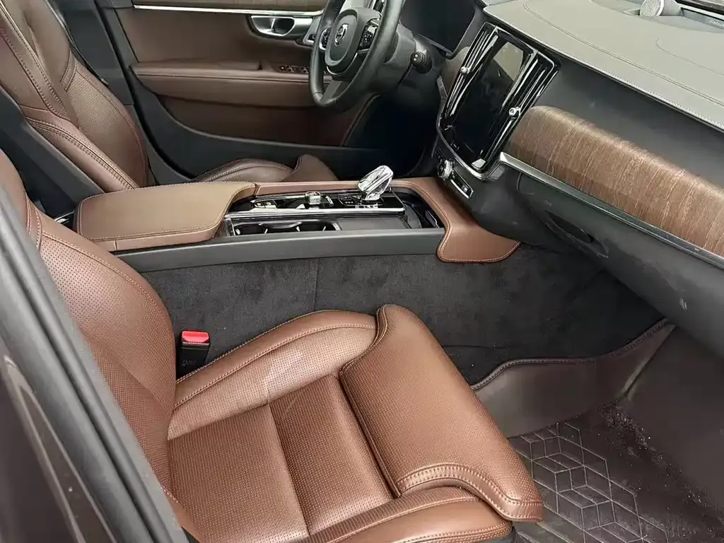 Volvo V90 — фото 10