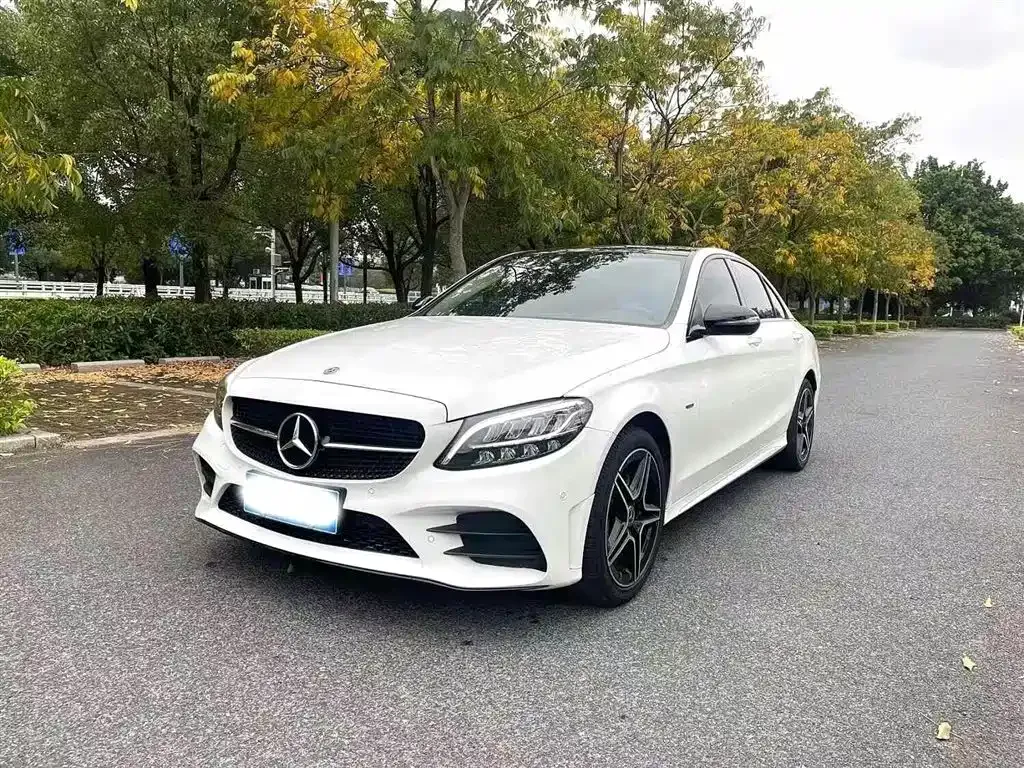 Mercedes-Benz C-Class — фото 1