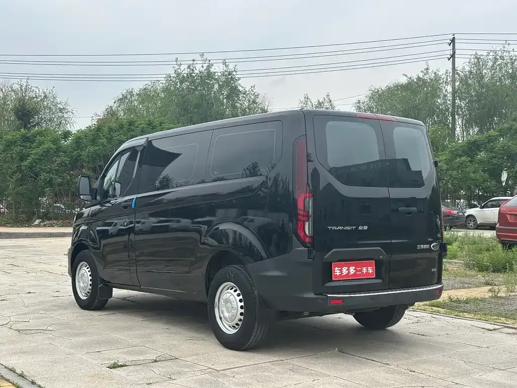 Ford Transit 2023 из CN, фото 9
