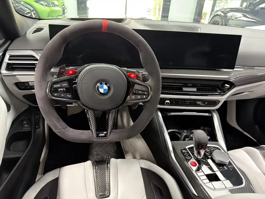 BMW M4 — фото 10