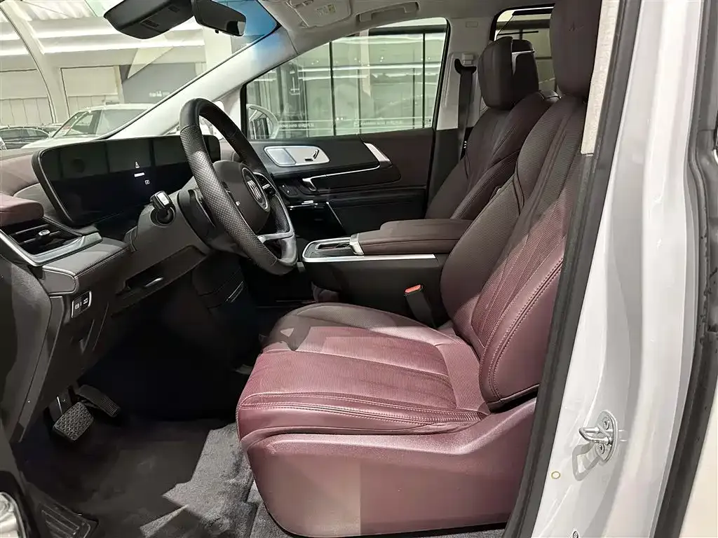 Buick Century 2023 из CN, фото 10
