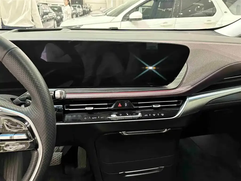 Buick Century 2023 из CN, фото 8