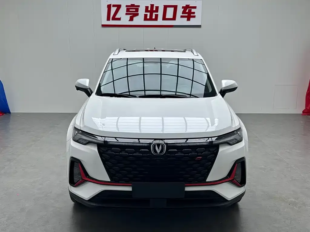 Changan CS35PLUS — фото 3