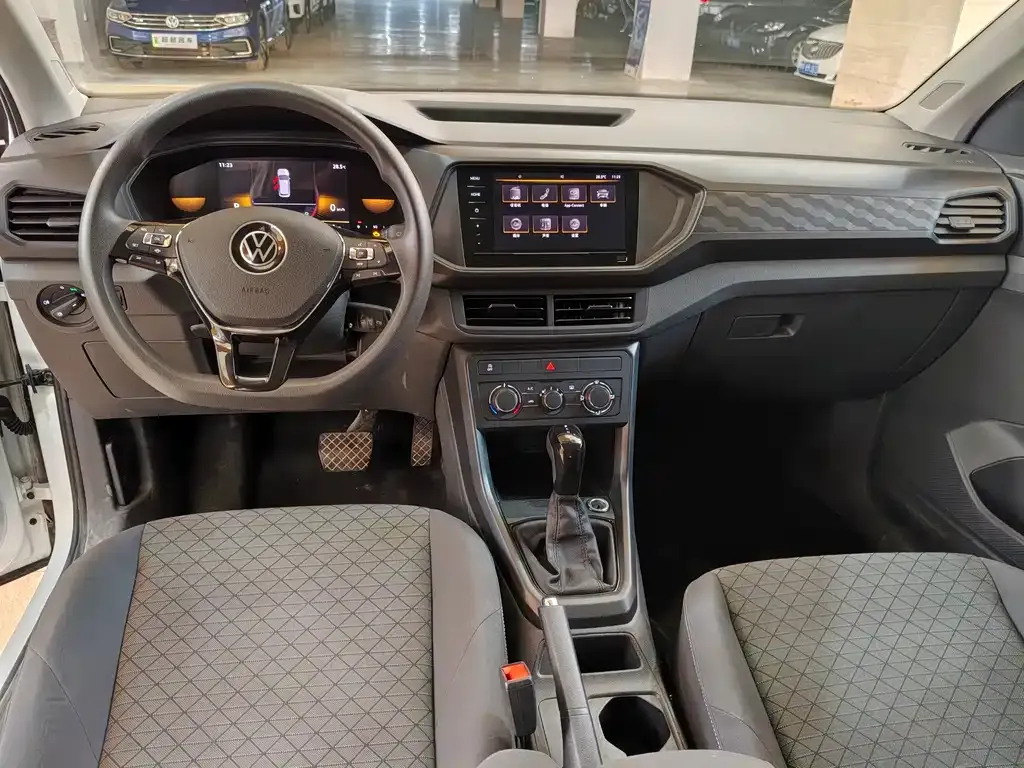 Volkswagen T-Cross — фото 5