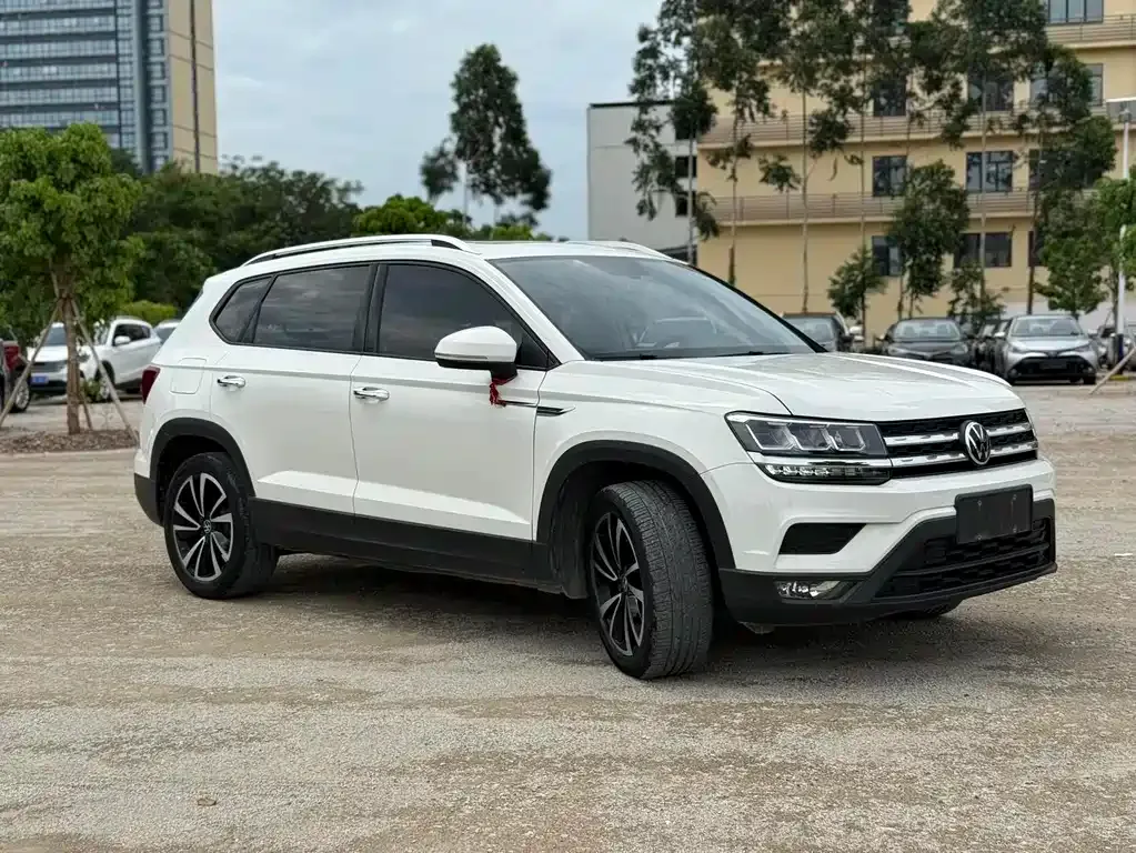 Volkswagen Tharu — фото 7