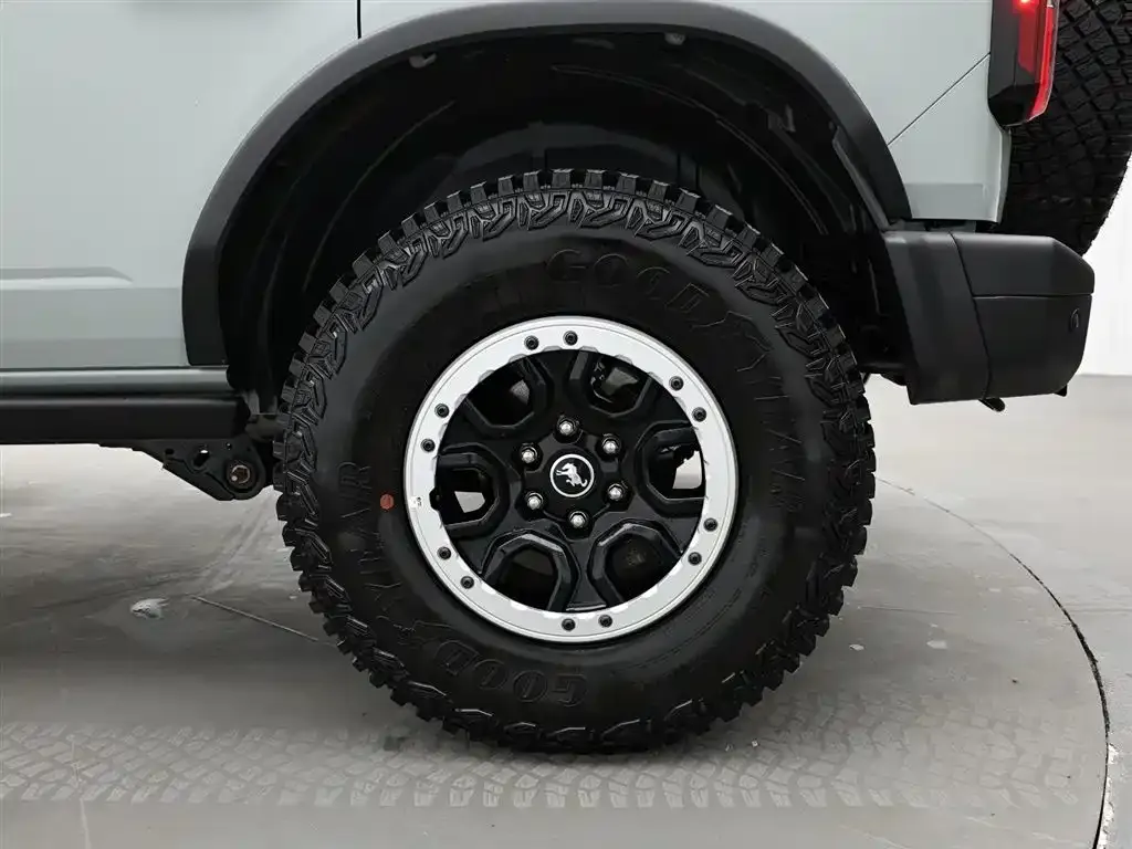 Ford Bronco 2025 из CN, фото 10