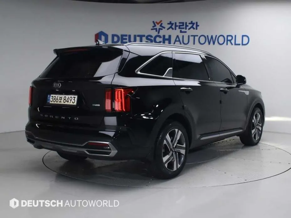 Kia Sorento — фото 9