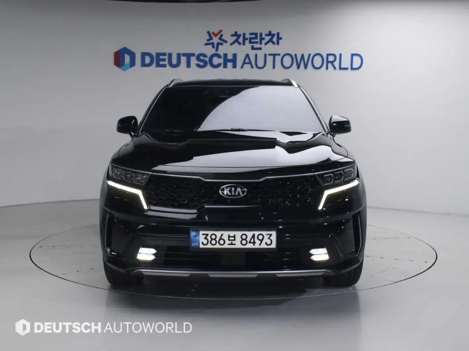Kia Sorento — фото 7