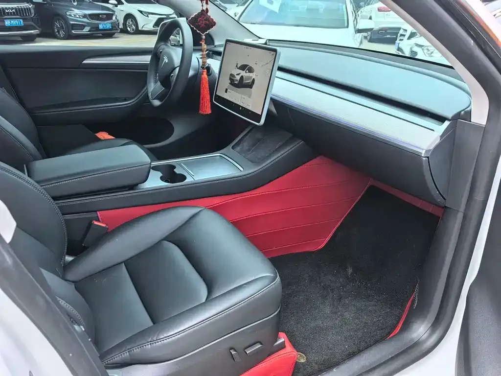 Tesla Model Y 2024 из CN, фото 9