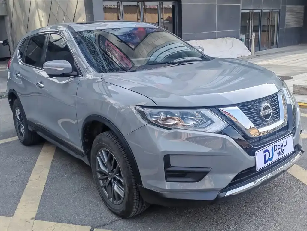 Nissan X-Trail — фото 10