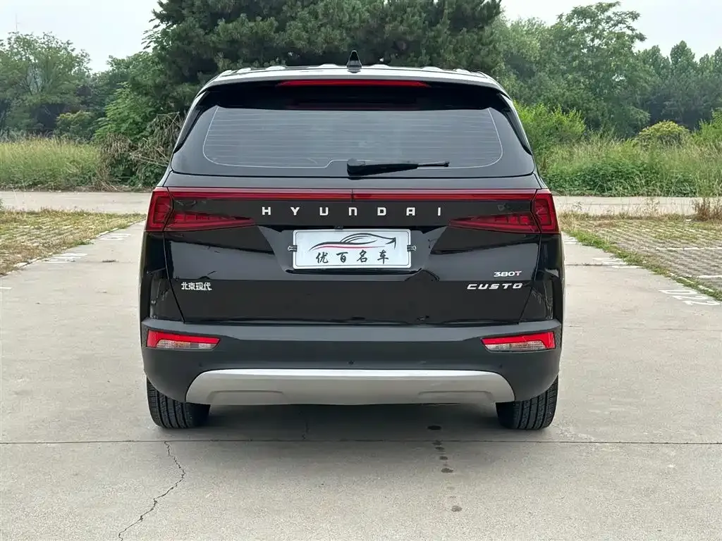 Hyundai Custo — фото 9