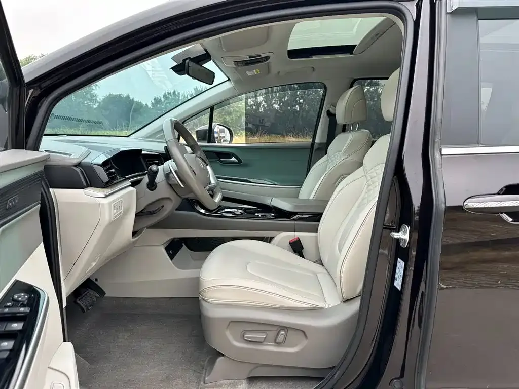 Hyundai Custo — фото 2