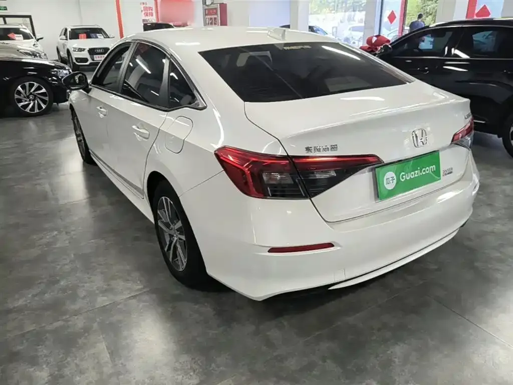 Honda Civic — фото 10