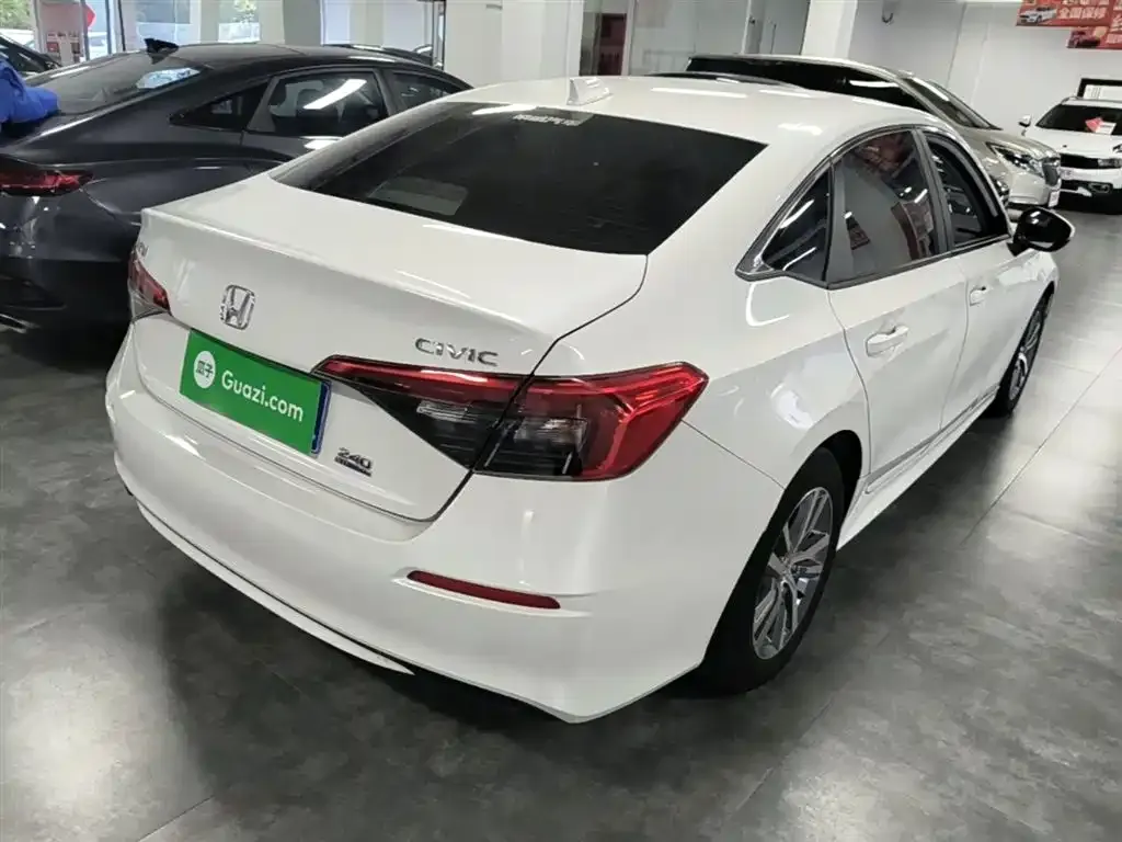 Honda Civic — фото 6