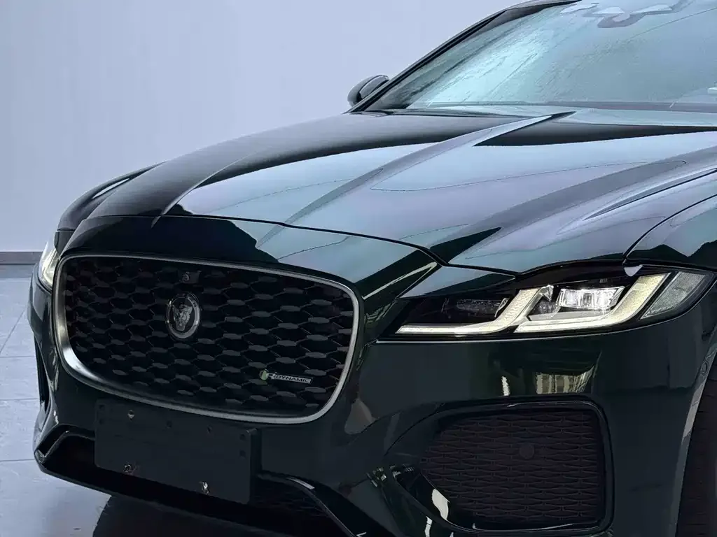 Jaguar XFL — фото 9