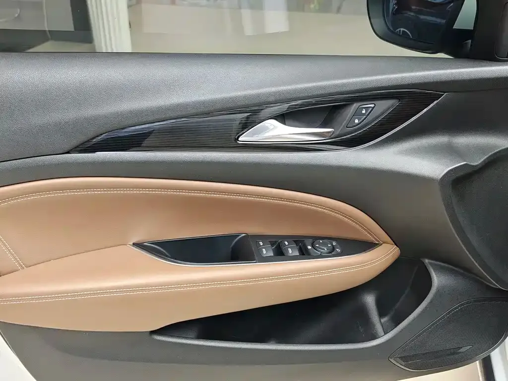 Buick Regal — фото 9