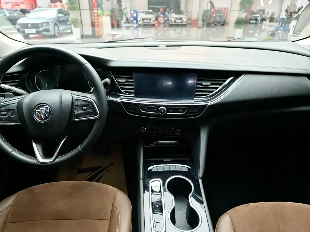 Buick Regal — фото 7