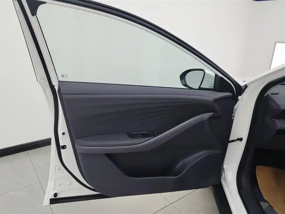 Nissan N6 2026 из CN, фото 5