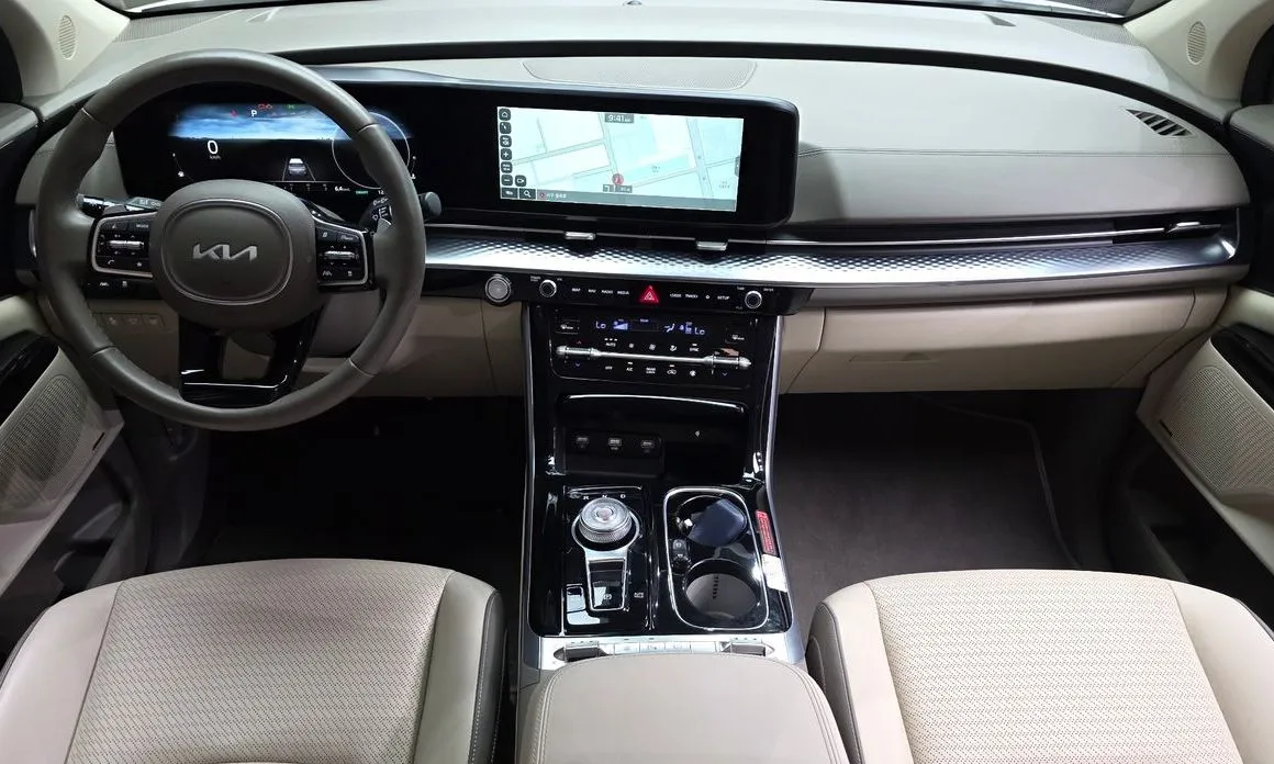 Kia Carnival 2022 из KR, фото 10
