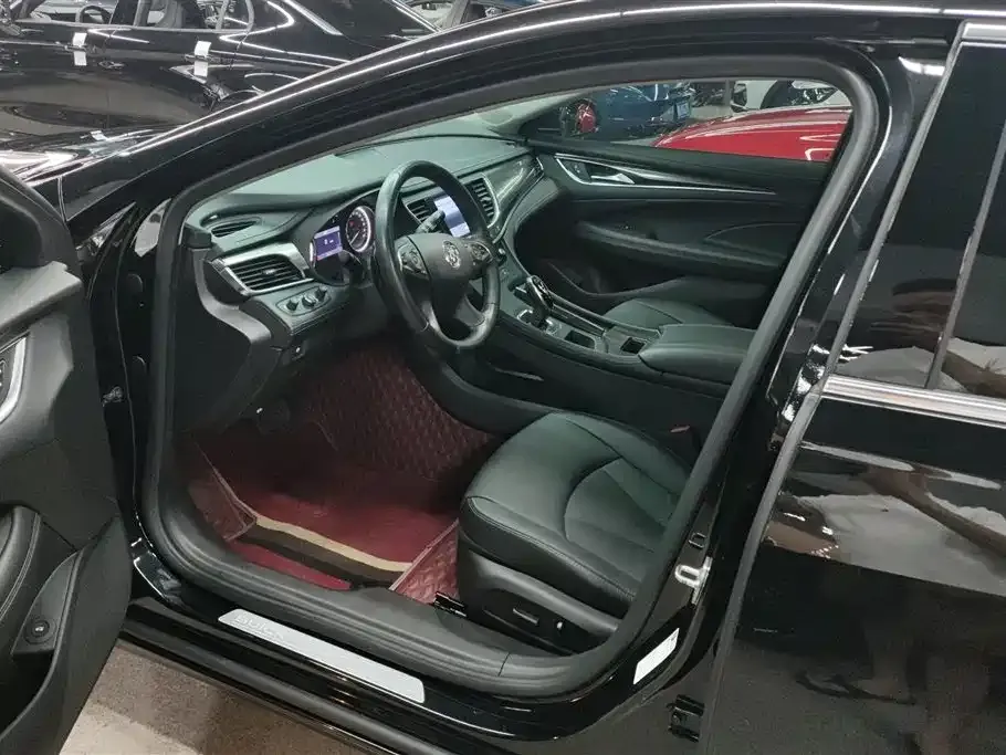 Buick LaCrosse 2023 из CN, фото 2
