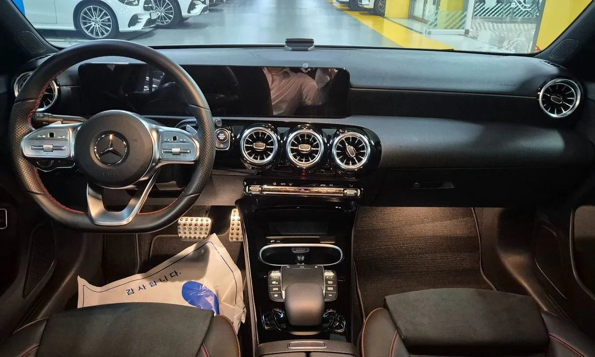 Mercedes-Benz A-Class 2023 из KR, фото 10