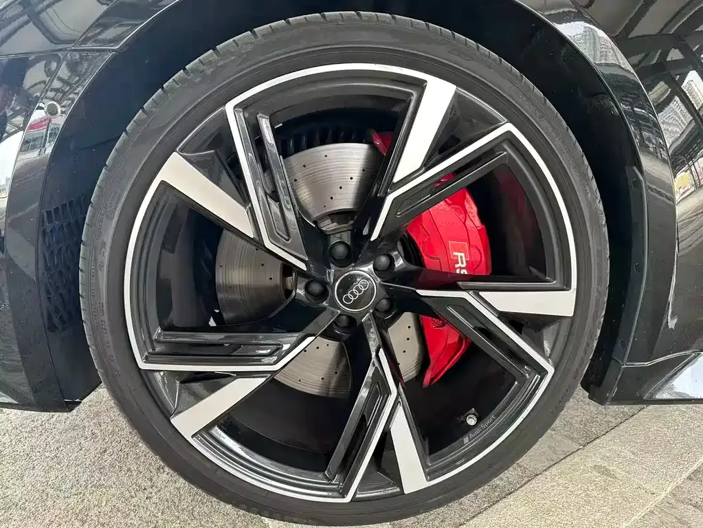 Audi RS 6 2021 из CN, фото 2