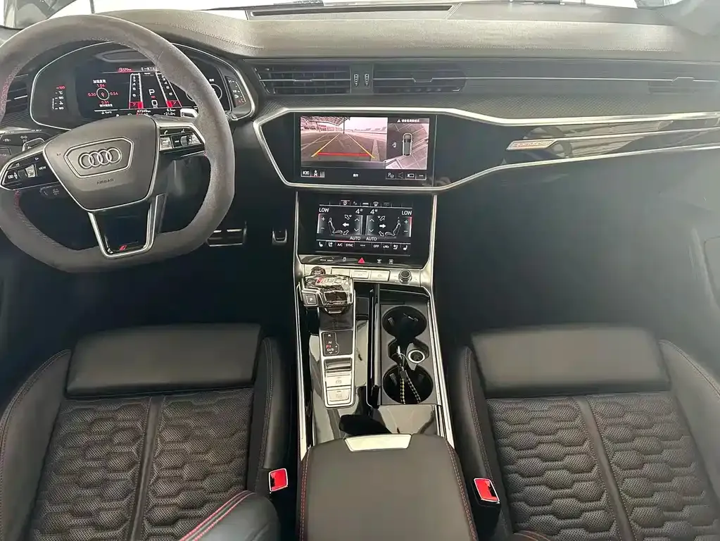 Audi RS 6 2021 из CN, фото 3