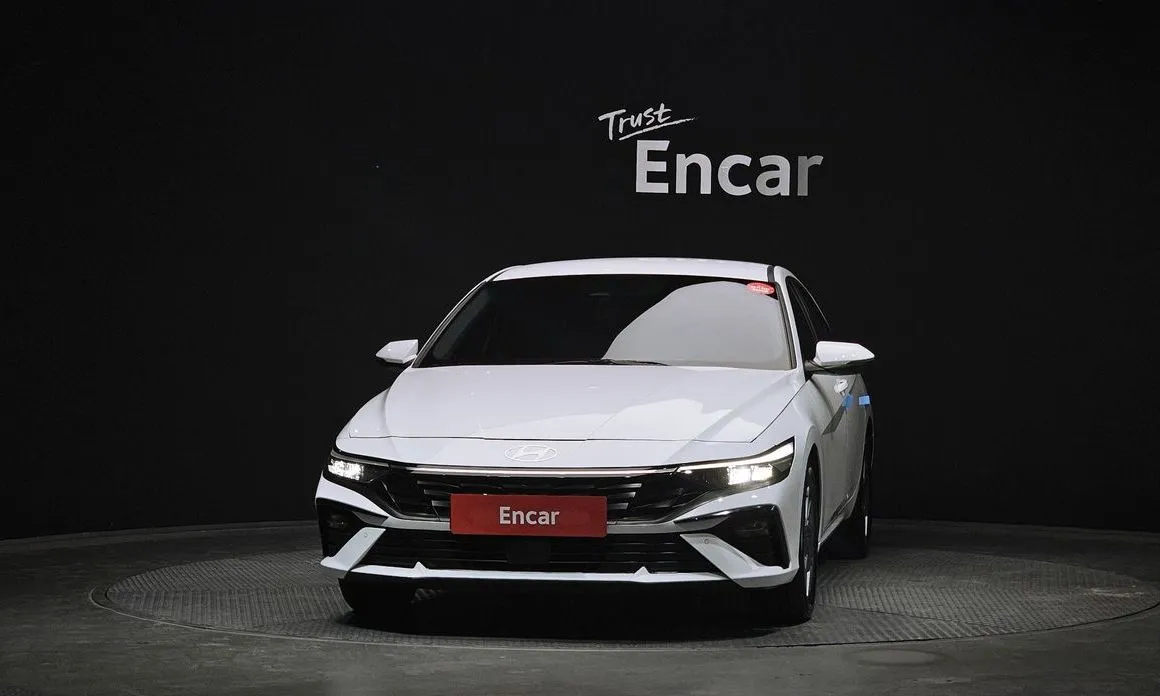 Hyundai AVANTE — фото 3