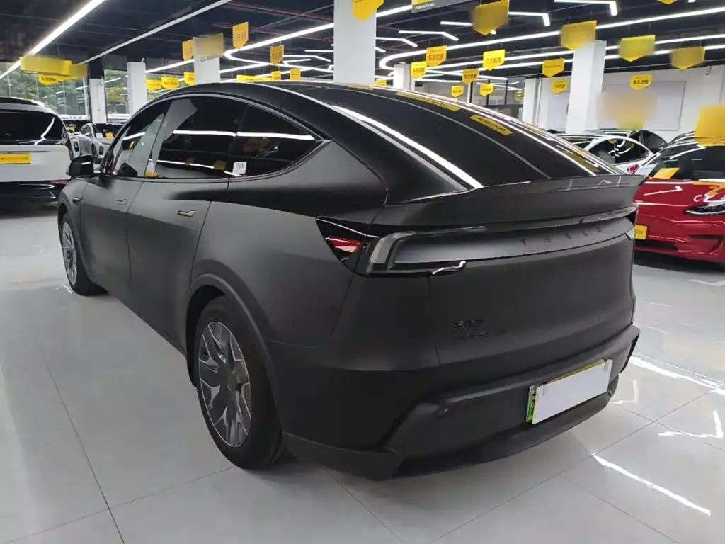 Tesla Model Y L 2025 из CN, фото 8